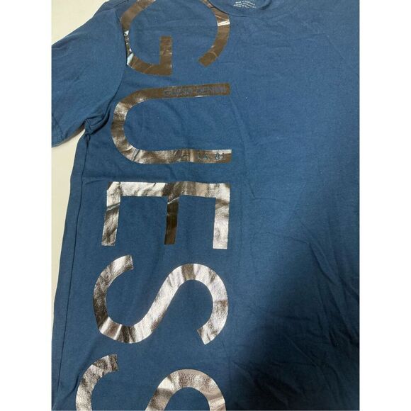 NWT GUESS Los Angeles Men’s Short Sleeve T-Shirt Size M Blue w/Dark Silver - Picture 2 of 6